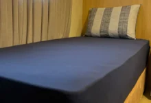 Como dobrar lençol de elástico