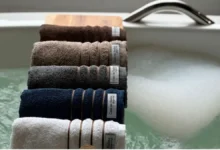 Como dobrar toalha de banho igual hotel