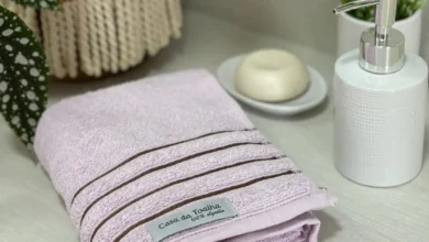 Como usar toalha de rosto corretamente