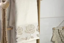 Onde colocar toalha no quarto