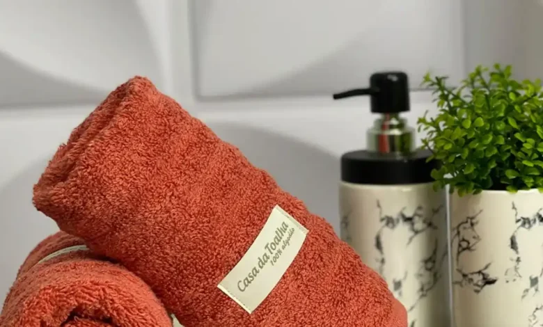 Por que toalha de banho nova não enxuga