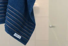 Qual toalha de banho enxuga melhor