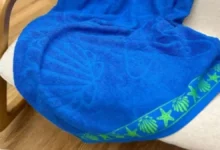 Qual toalha levar para praia