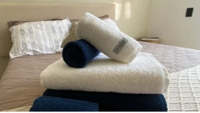 Por que não devo deixar a toalha de molho