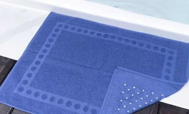 Quantas toalhas de piso ter por banheiro