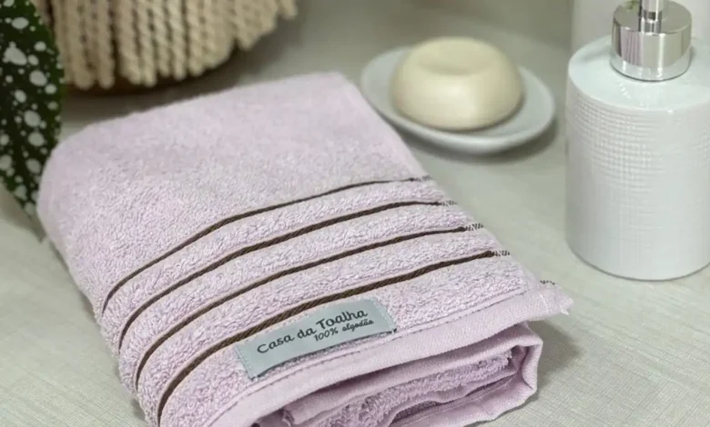 Como remover manchas escuras das toalhas de banho