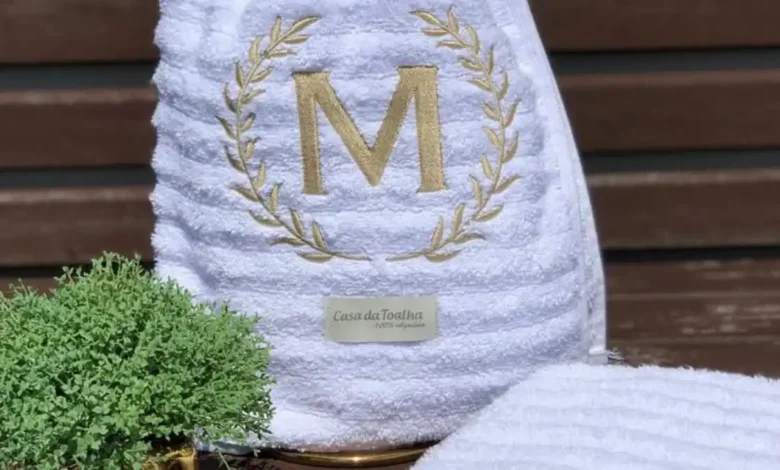 Toalhas com monograma presente para amigo secreto