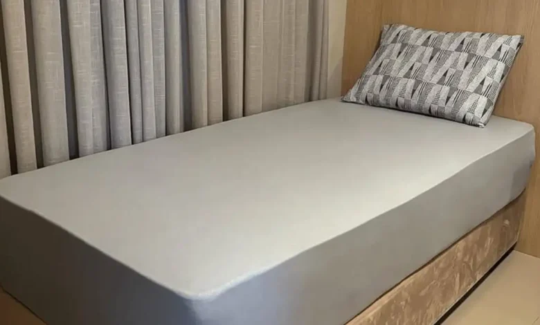 Como transformar um lençol comum em um lençol de elástico