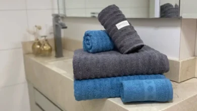 Suporte para pendurar toalha de banho no quarto