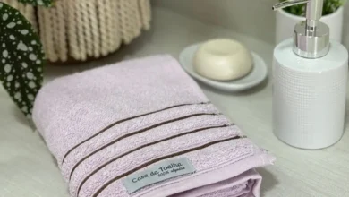 Como tirar gordura de toalha de banho