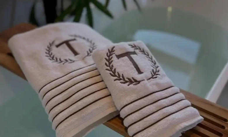 Por que as toalhas de banho ficam pretas